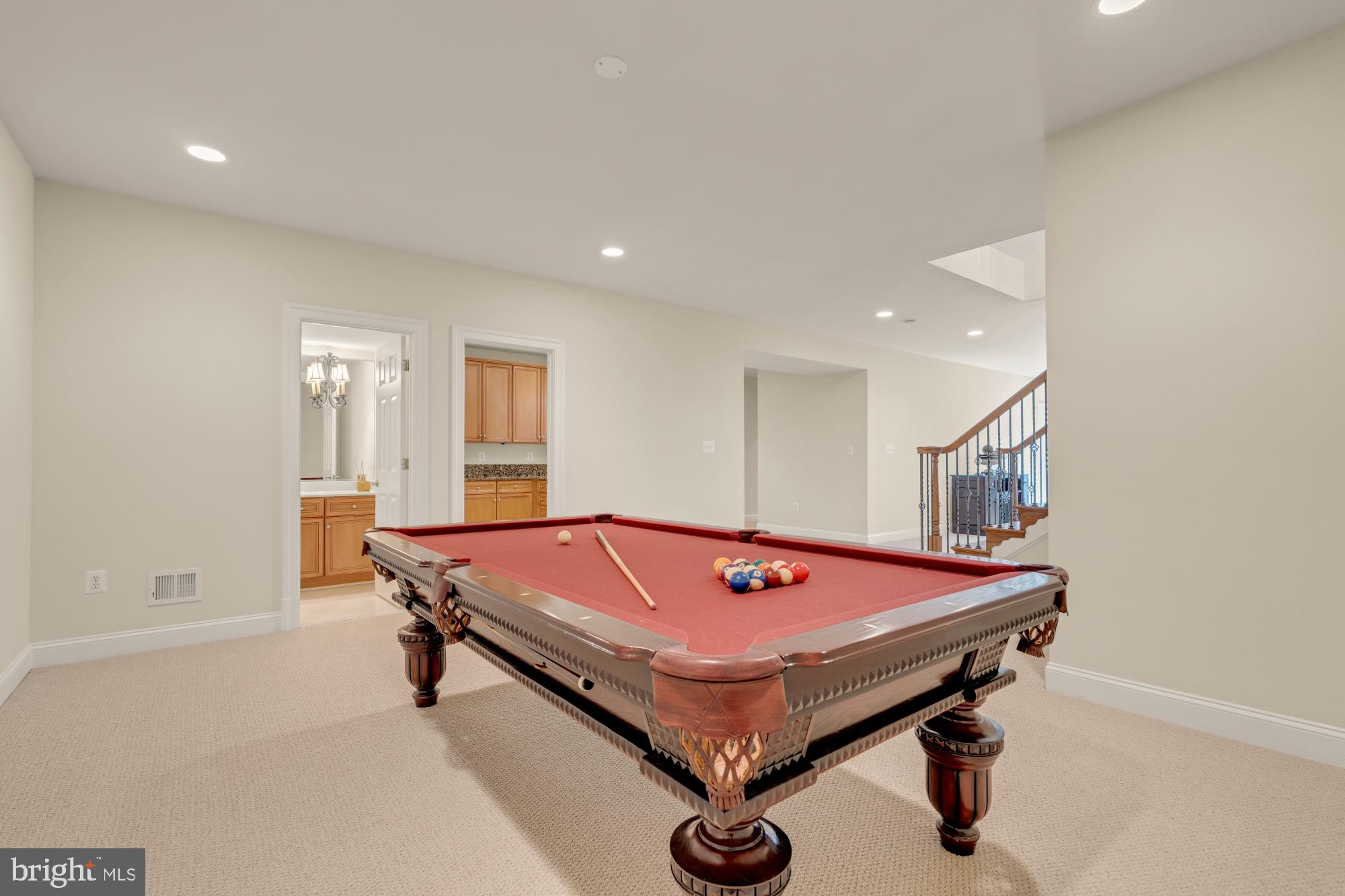 LINWAY PARK OF MCLEAN - Residential