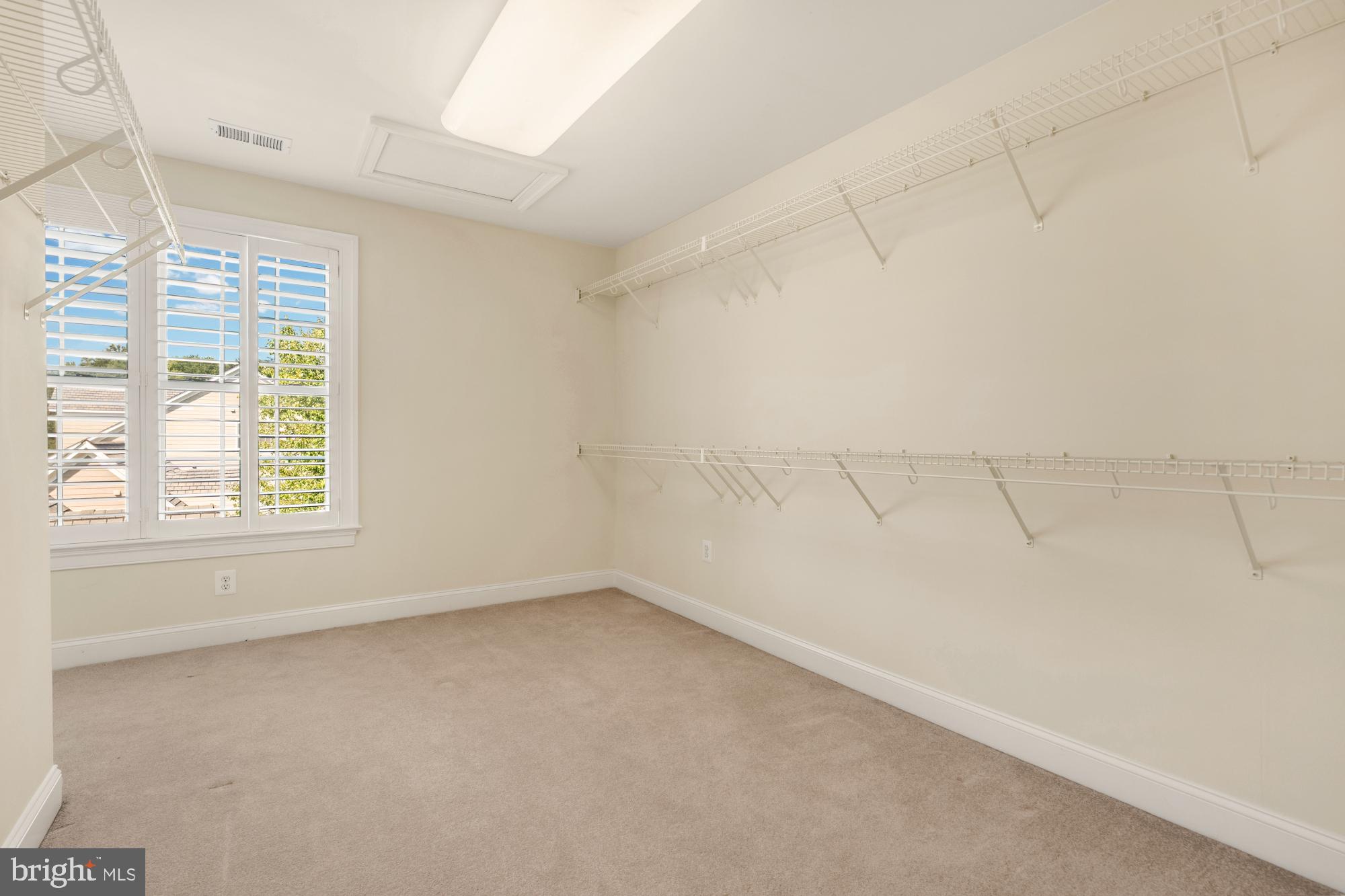 LINWAY PARK OF MCLEAN - Residential