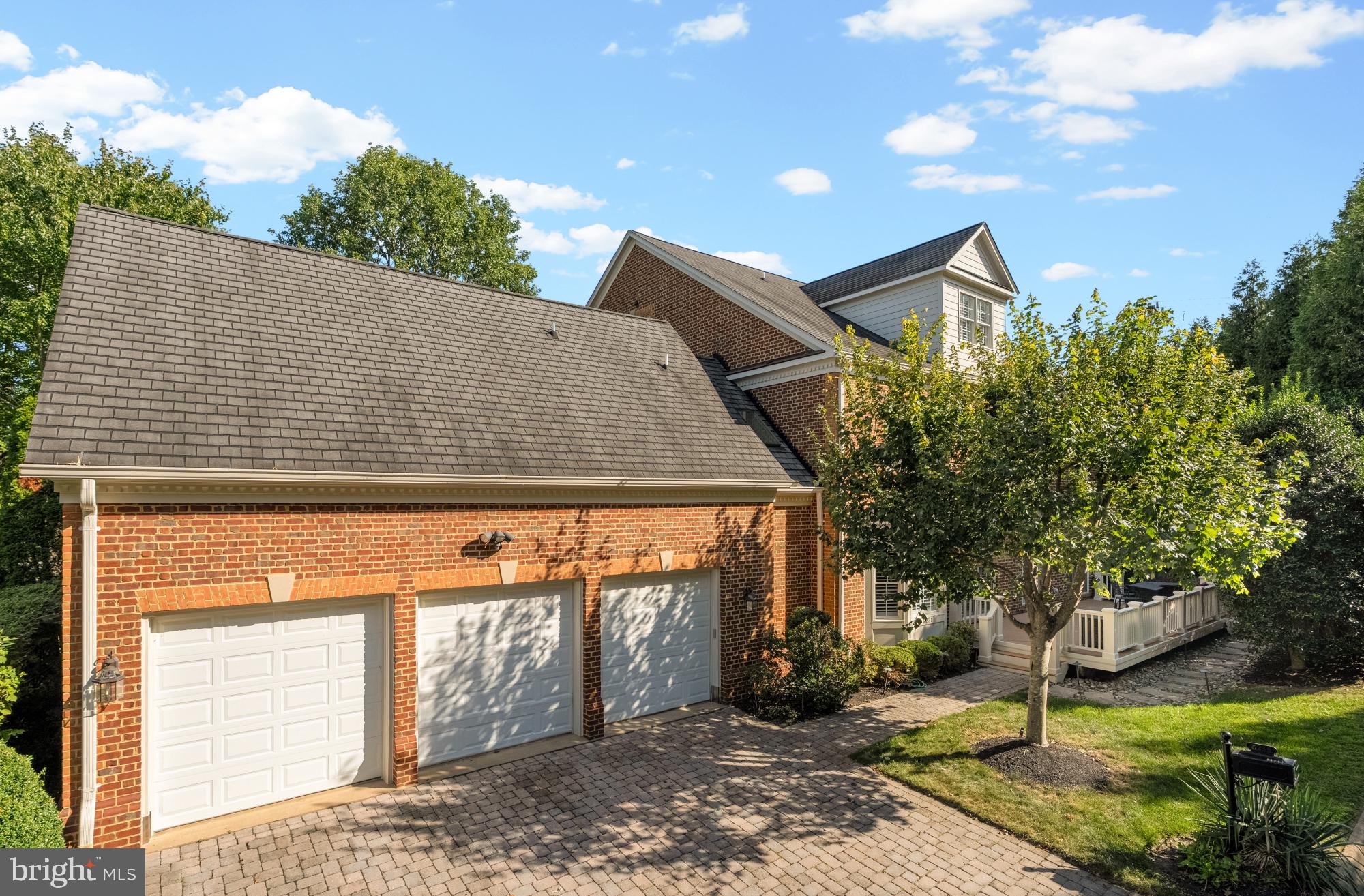 LINWAY PARK OF MCLEAN - Residential