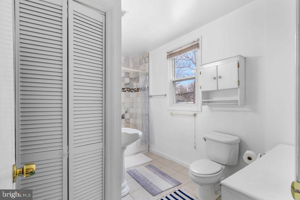 HYATTSVILLE HILLS - Residential