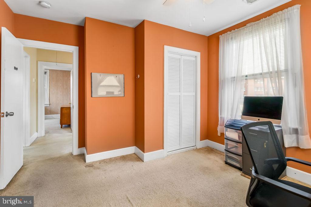 HYATTSVILLE HILLS - Residential