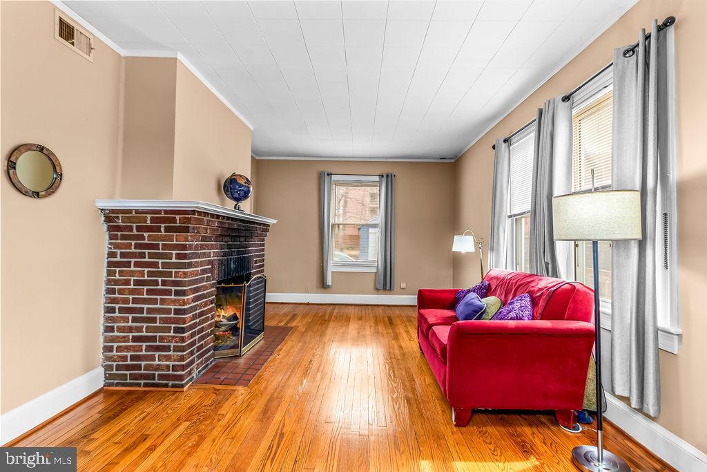 HYATTSVILLE HILLS - Residential