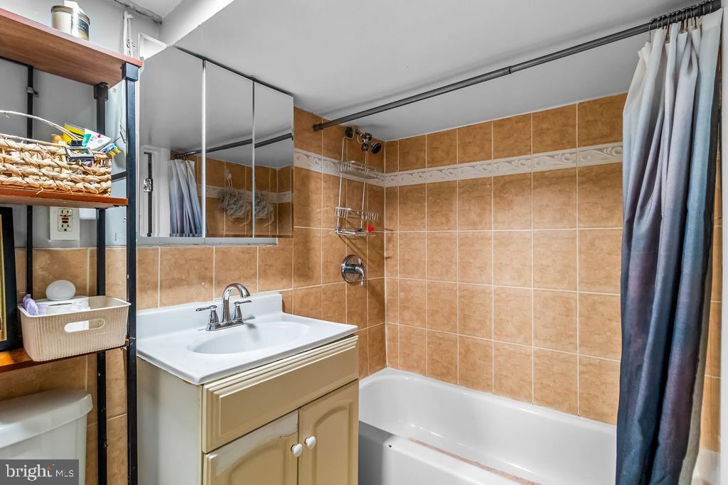 HYATTSVILLE HILLS - Residential