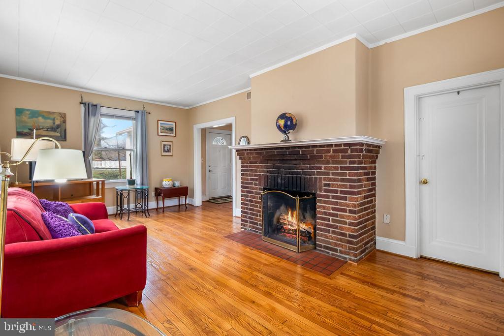 HYATTSVILLE HILLS - Residential