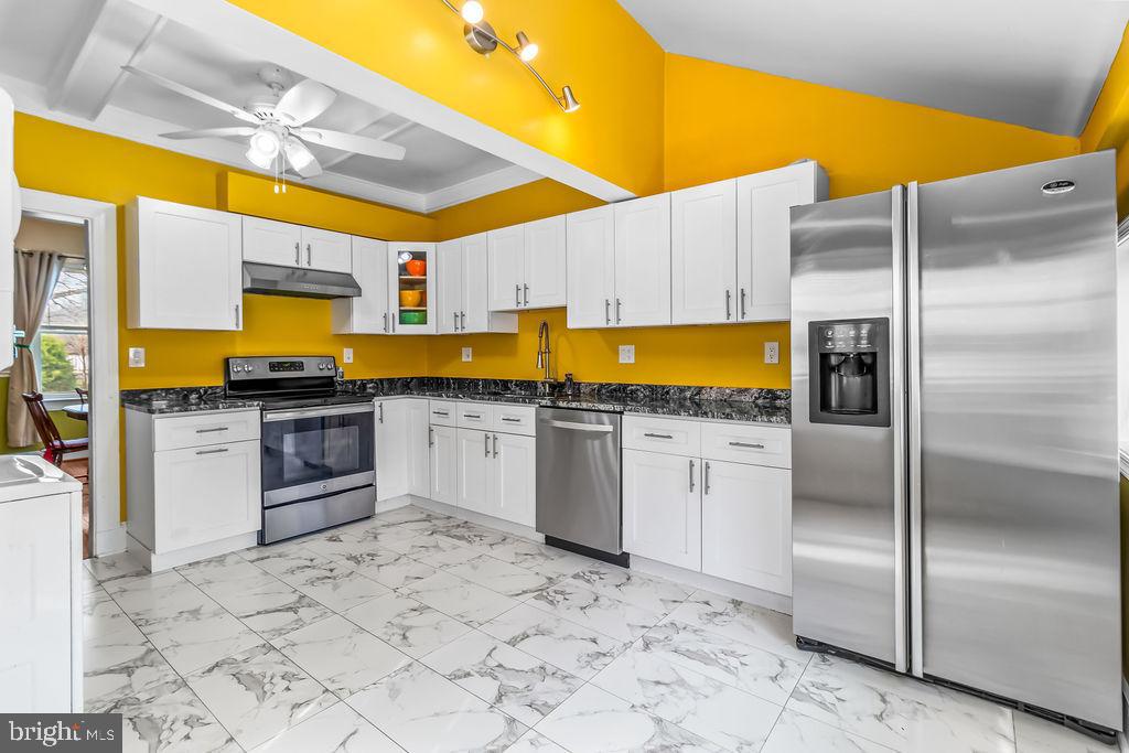 HYATTSVILLE HILLS - Residential