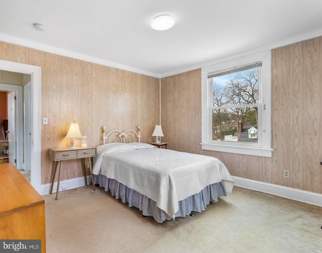 HYATTSVILLE HILLS - Residential