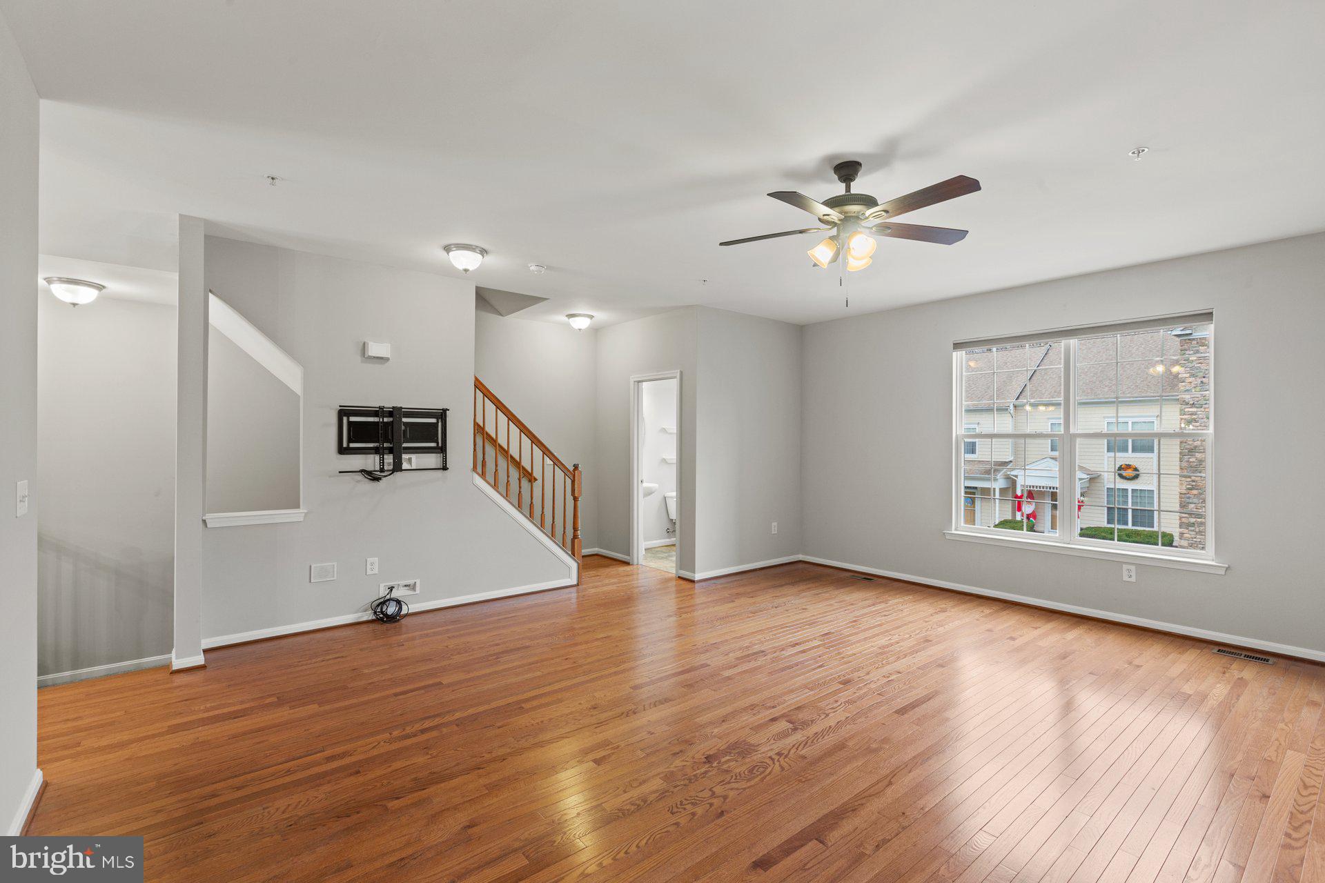 SAN FRANCISCO BY THE BAY - Residential Lease