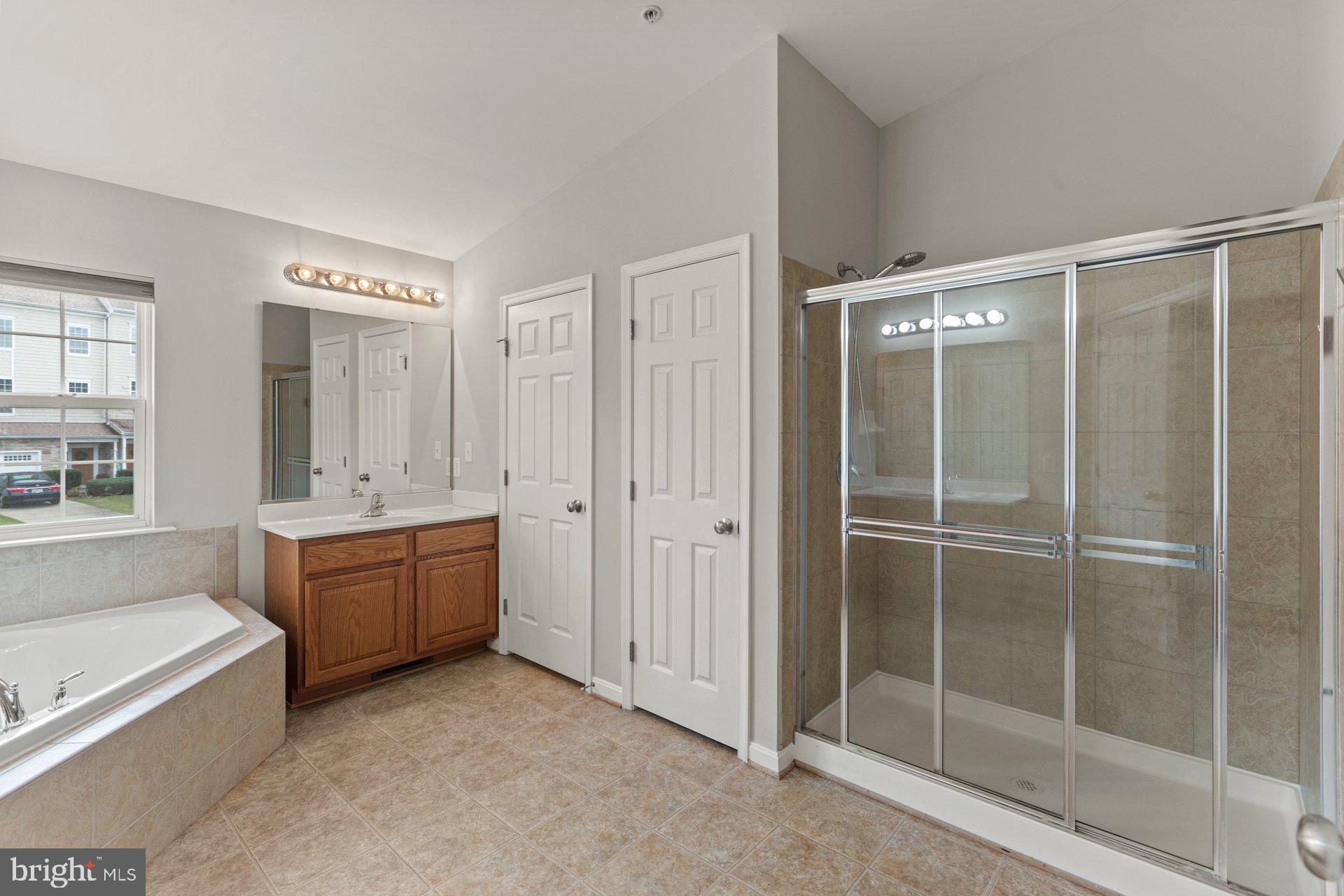 SAN FRANCISCO BY THE BAY - Residential Lease