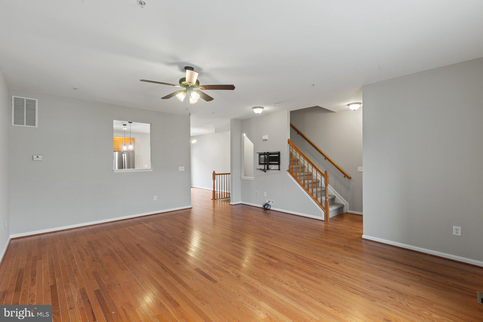 SAN FRANCISCO BY THE BAY - Residential Lease