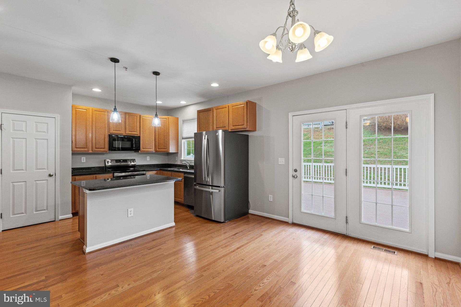 SAN FRANCISCO BY THE BAY - Residential Lease