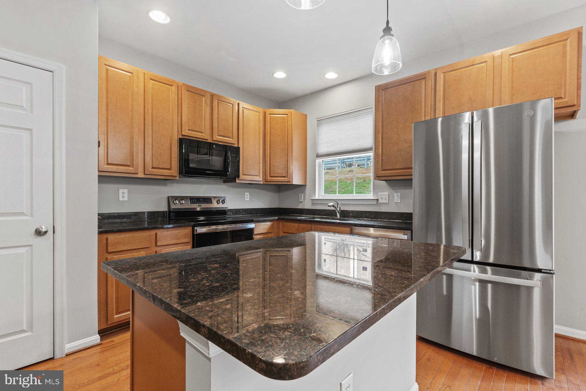 SAN FRANCISCO BY THE BAY - Residential Lease