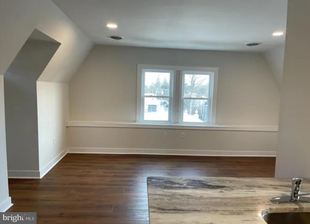 MEDIA - Residential Lease