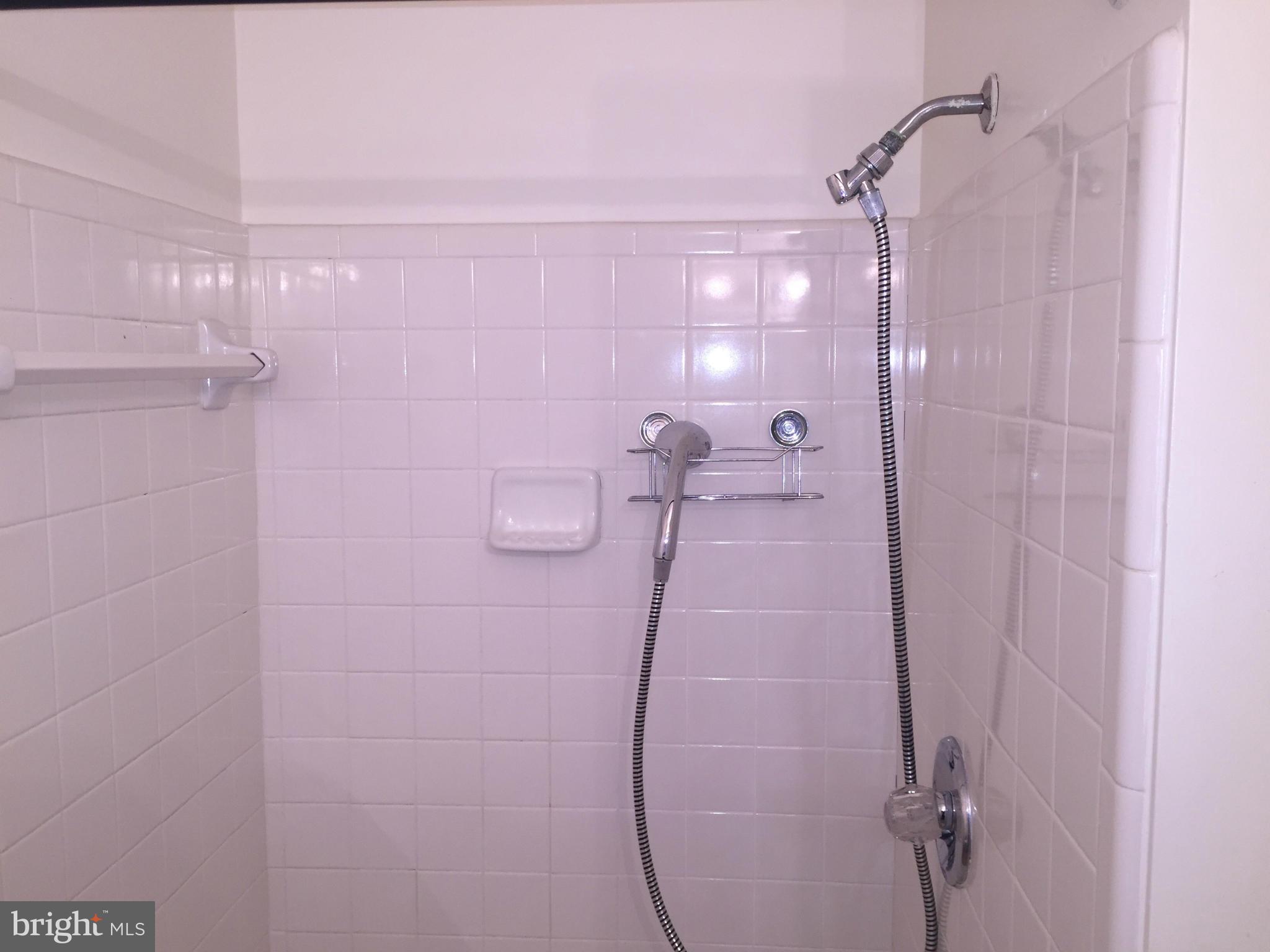 KETTERING PLAT NO 69-RES - Residential Lease