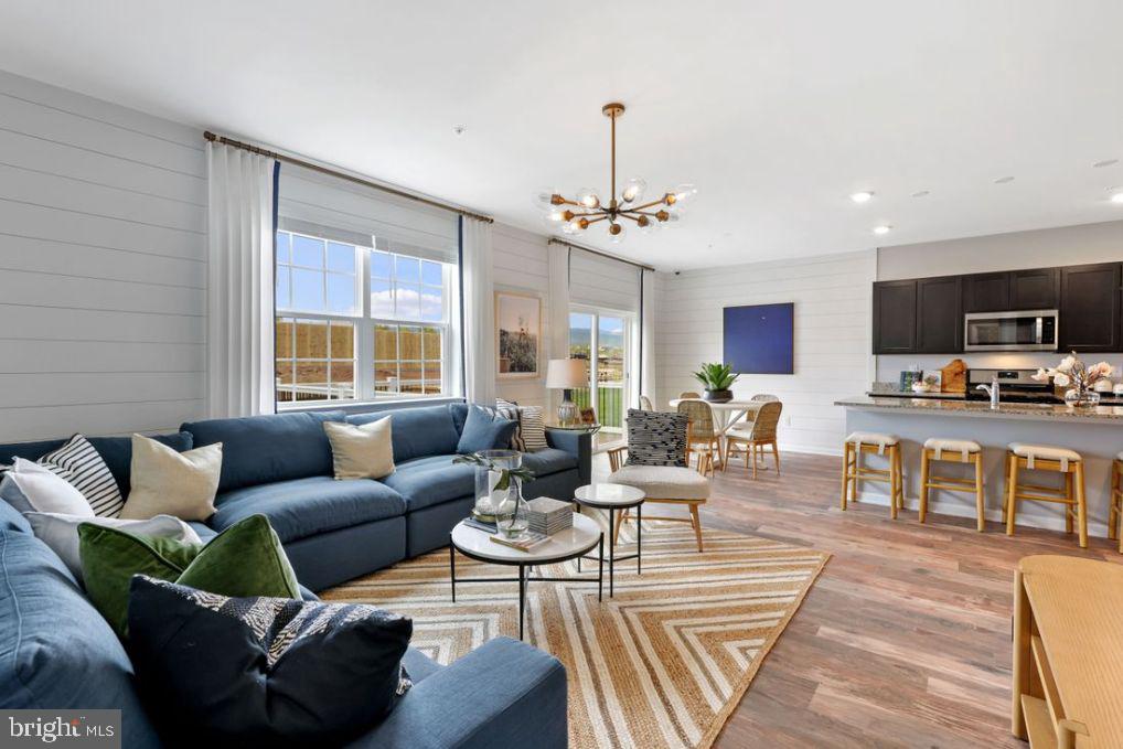 MAGNOLIA SPRINGS - Residential