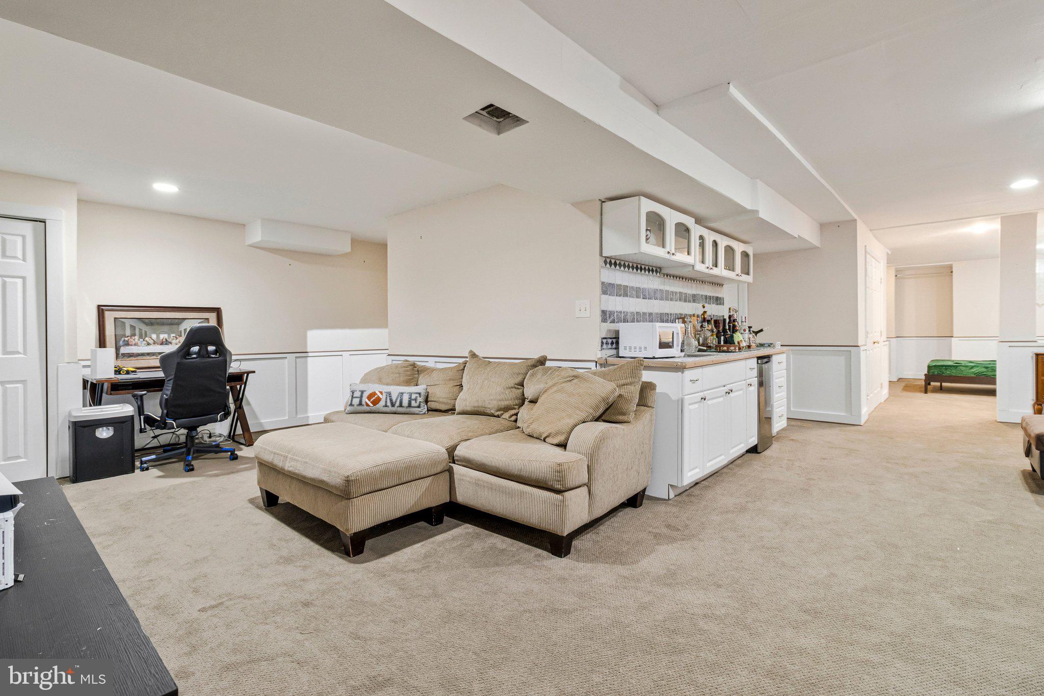 WHITE HALL FOREST PLAT 6 - Residential