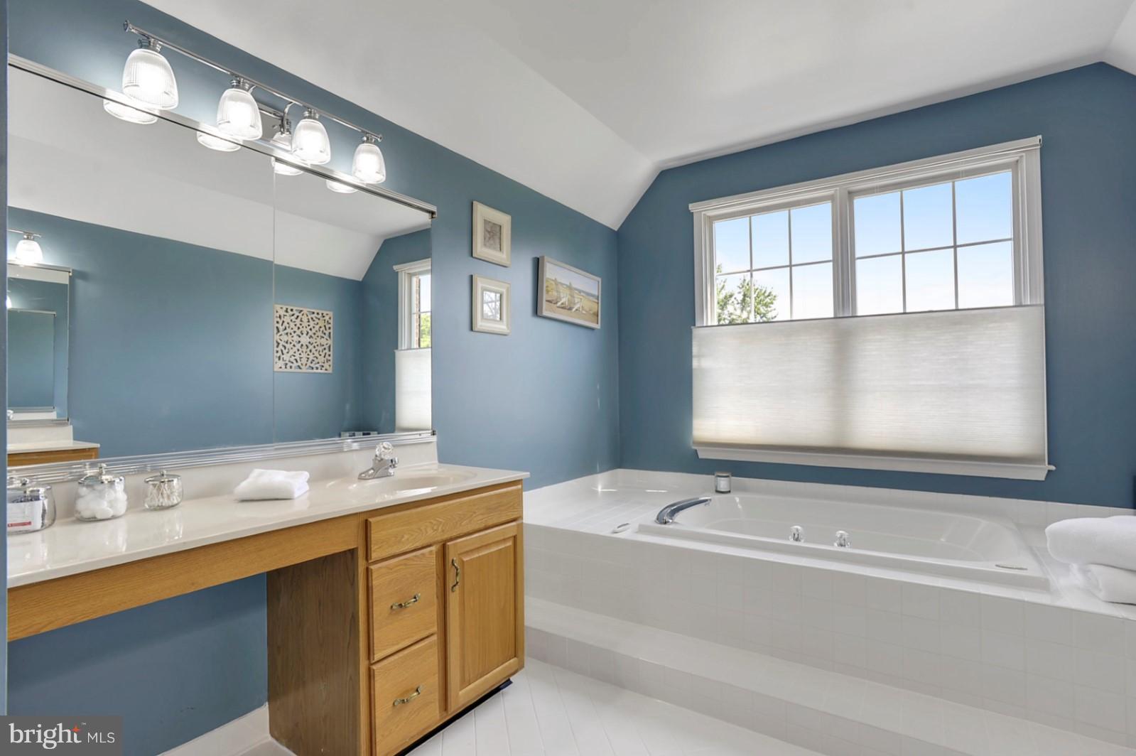 MIDDLETON FARM - Residential