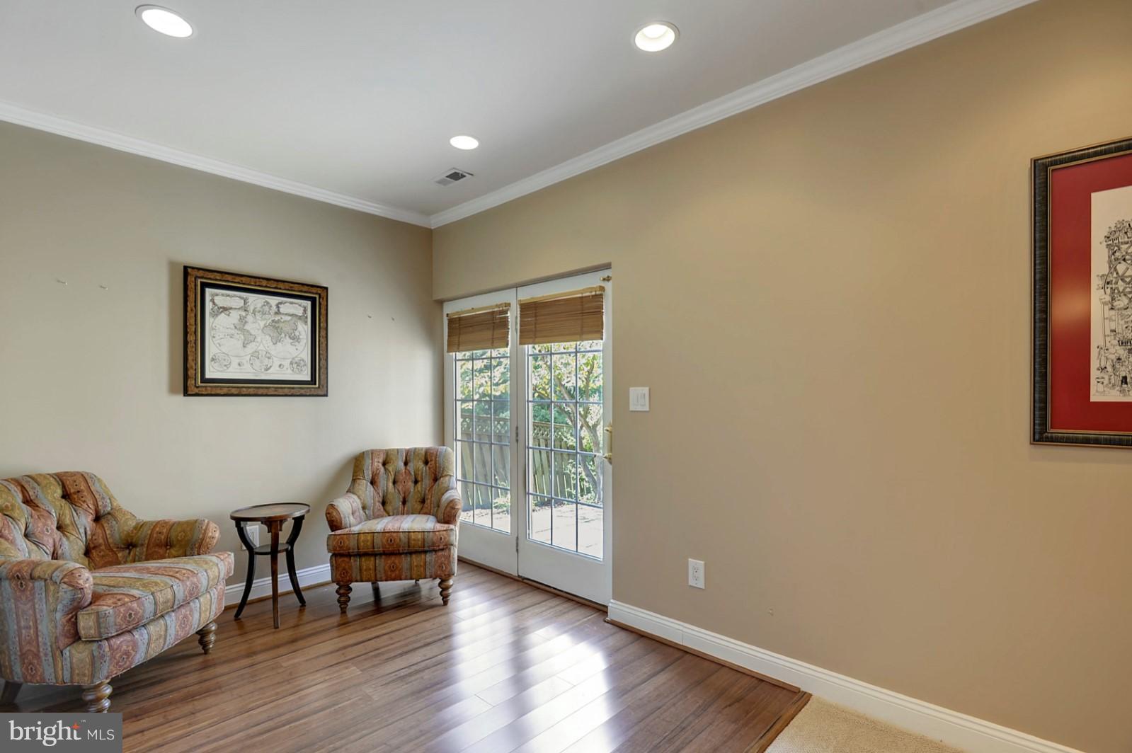 MIDDLETON FARM - Residential