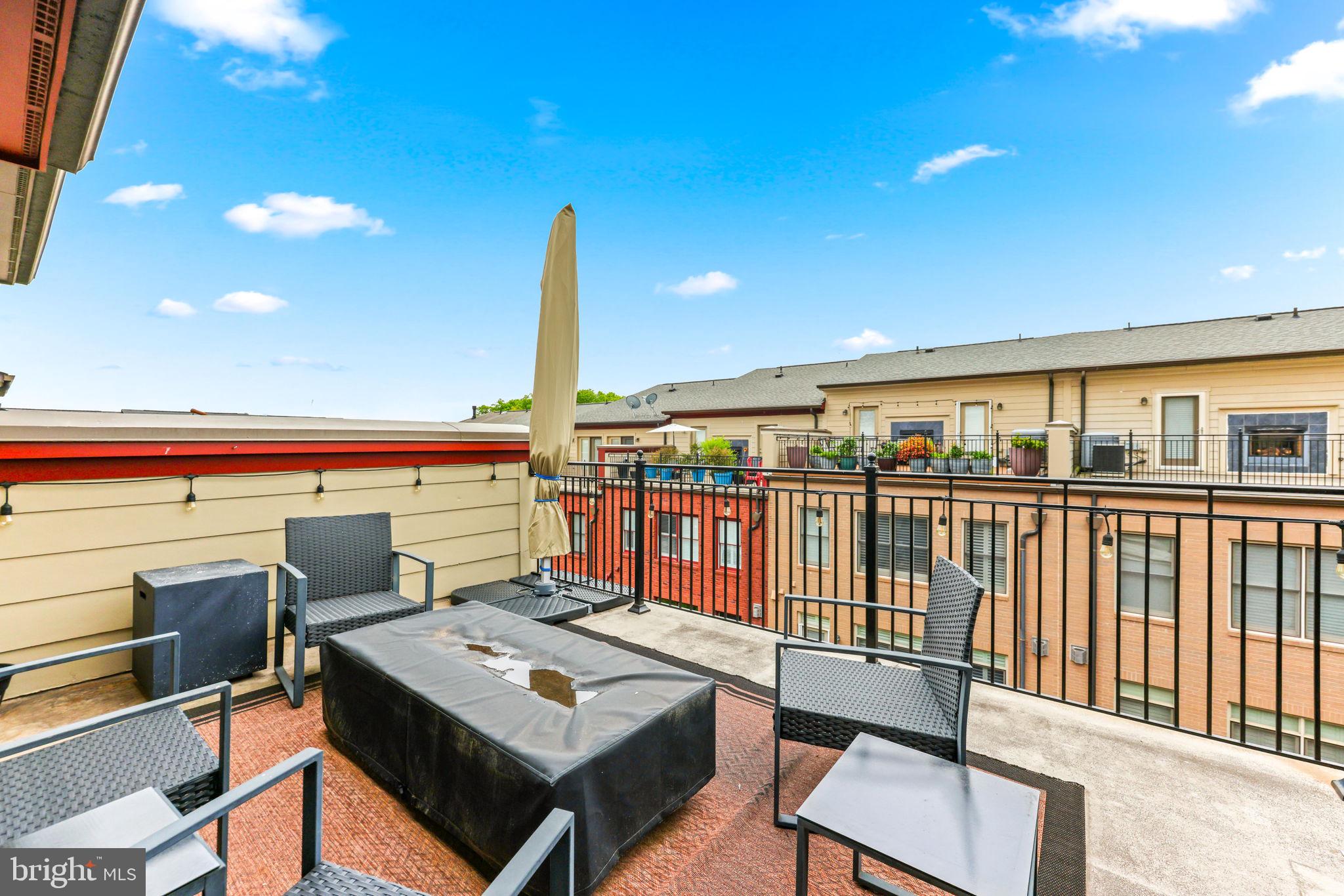 PARK POTOMAC - Residential