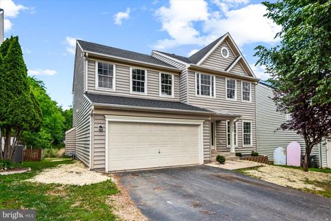 Photo of 635 Holly Crest Drive, CULPEPER, VA 22701 (MLS # VACU2013672)