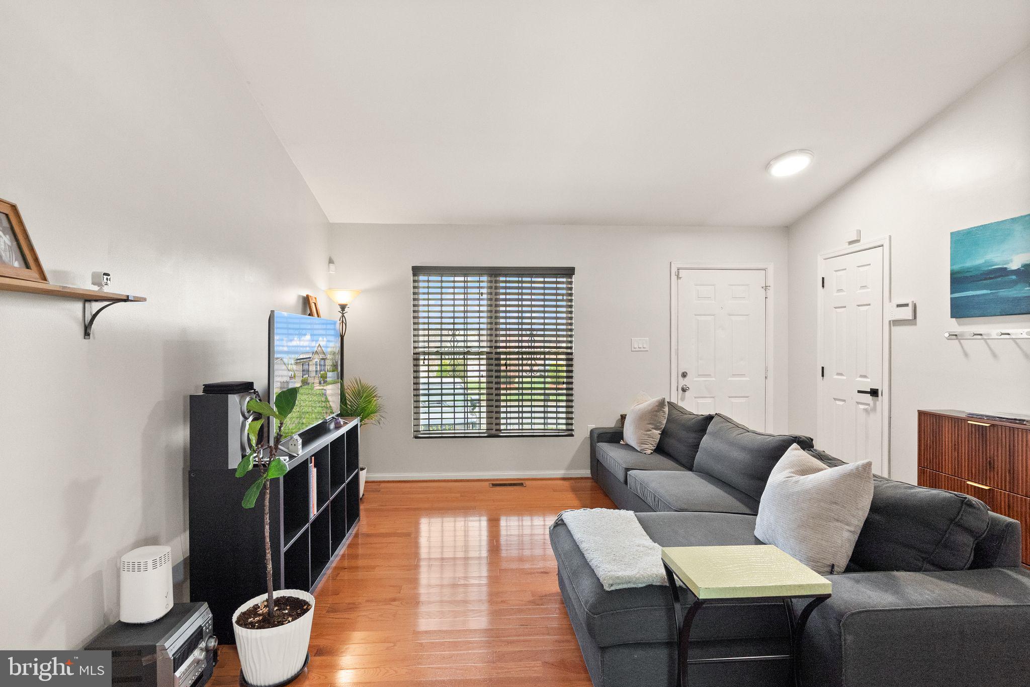 CRICKET RIDGE - Residential