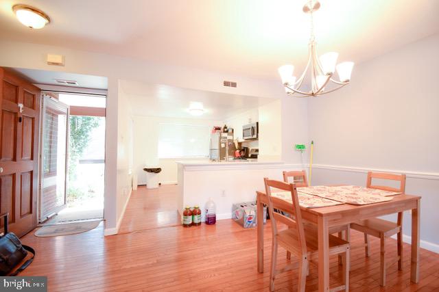 CHURCHILL TOWN - Residential Lease