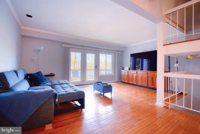 CHURCHILL TOWN - Residential Lease