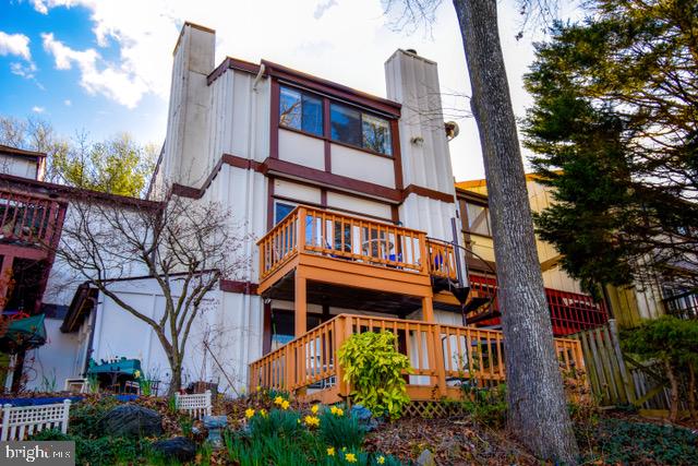 CHURCHILL TOWN - Residential Lease