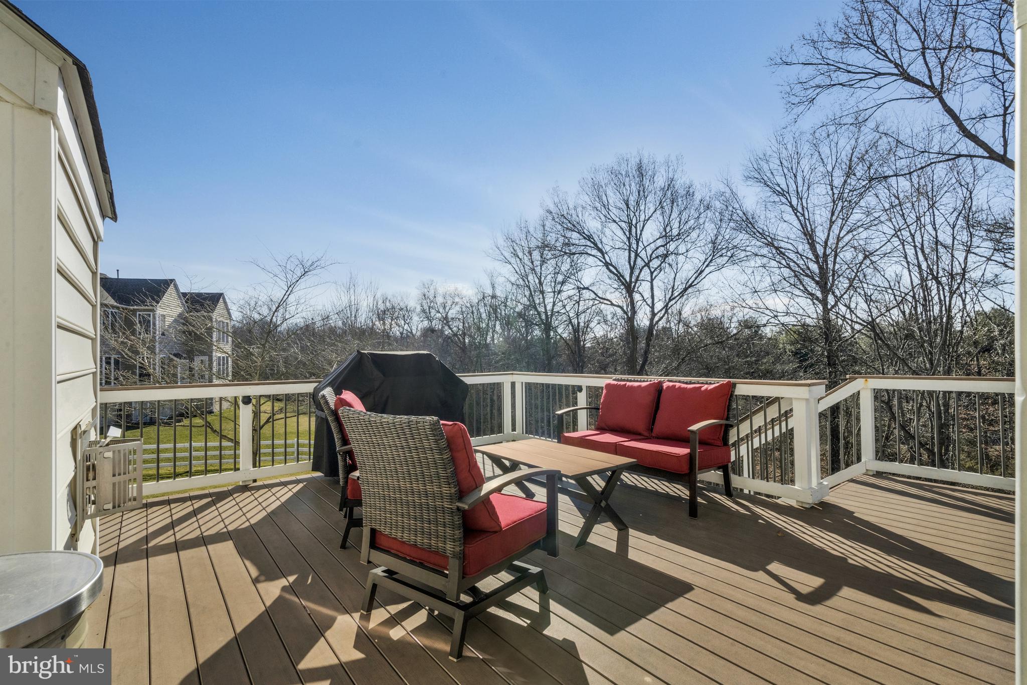 RED CEDAR - Residential