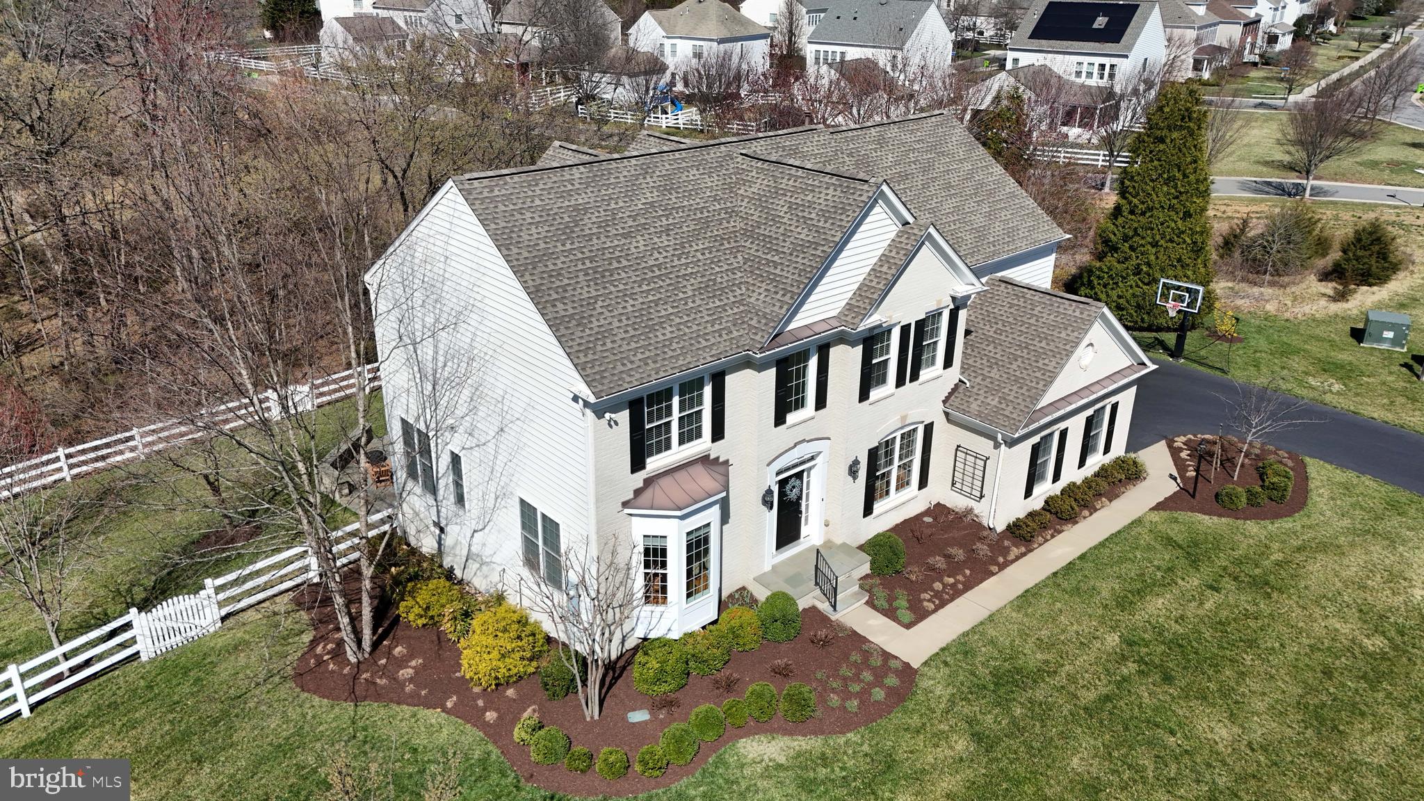 RED CEDAR - Residential