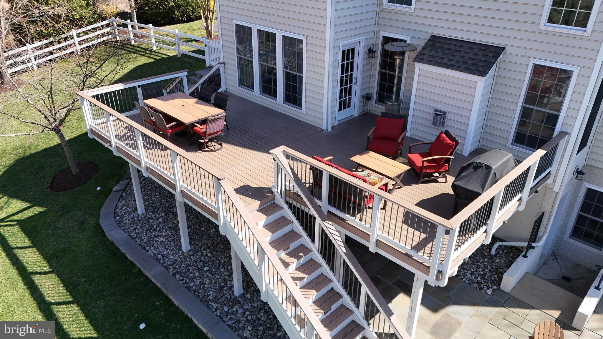 RED CEDAR - Residential