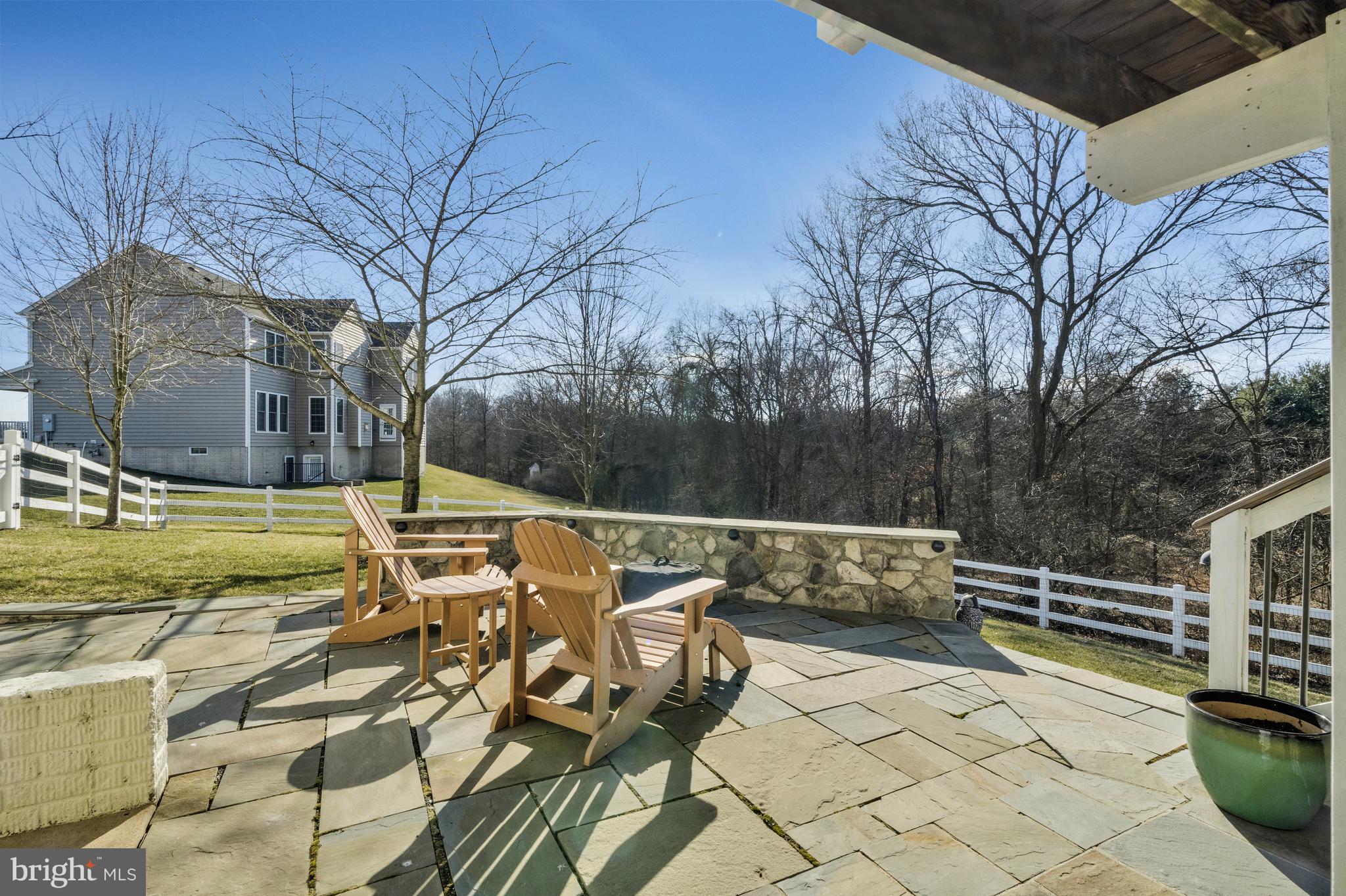 RED CEDAR - Residential