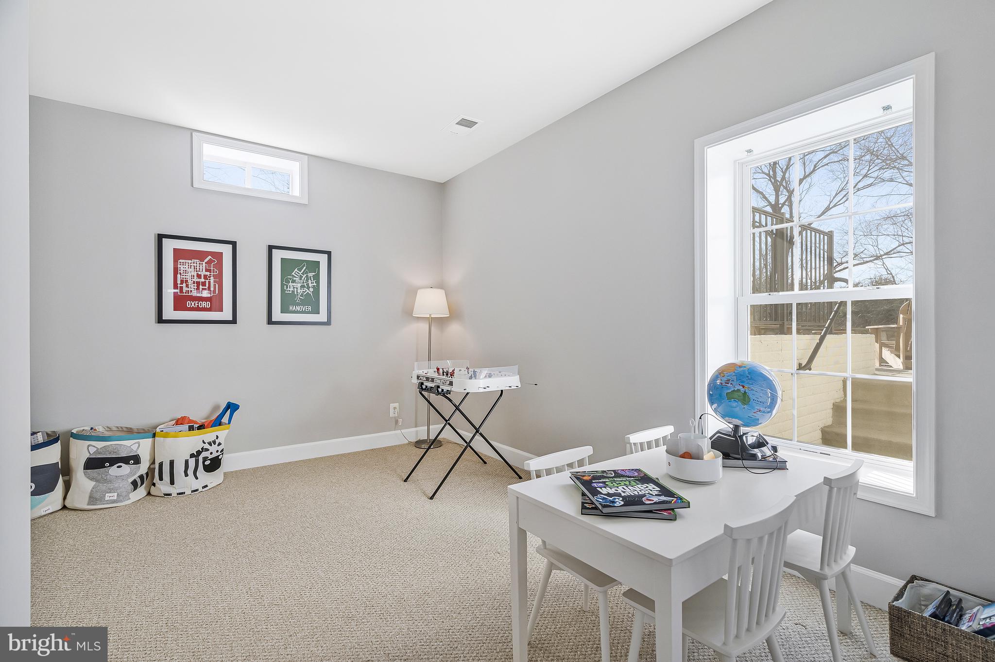 RED CEDAR - Residential