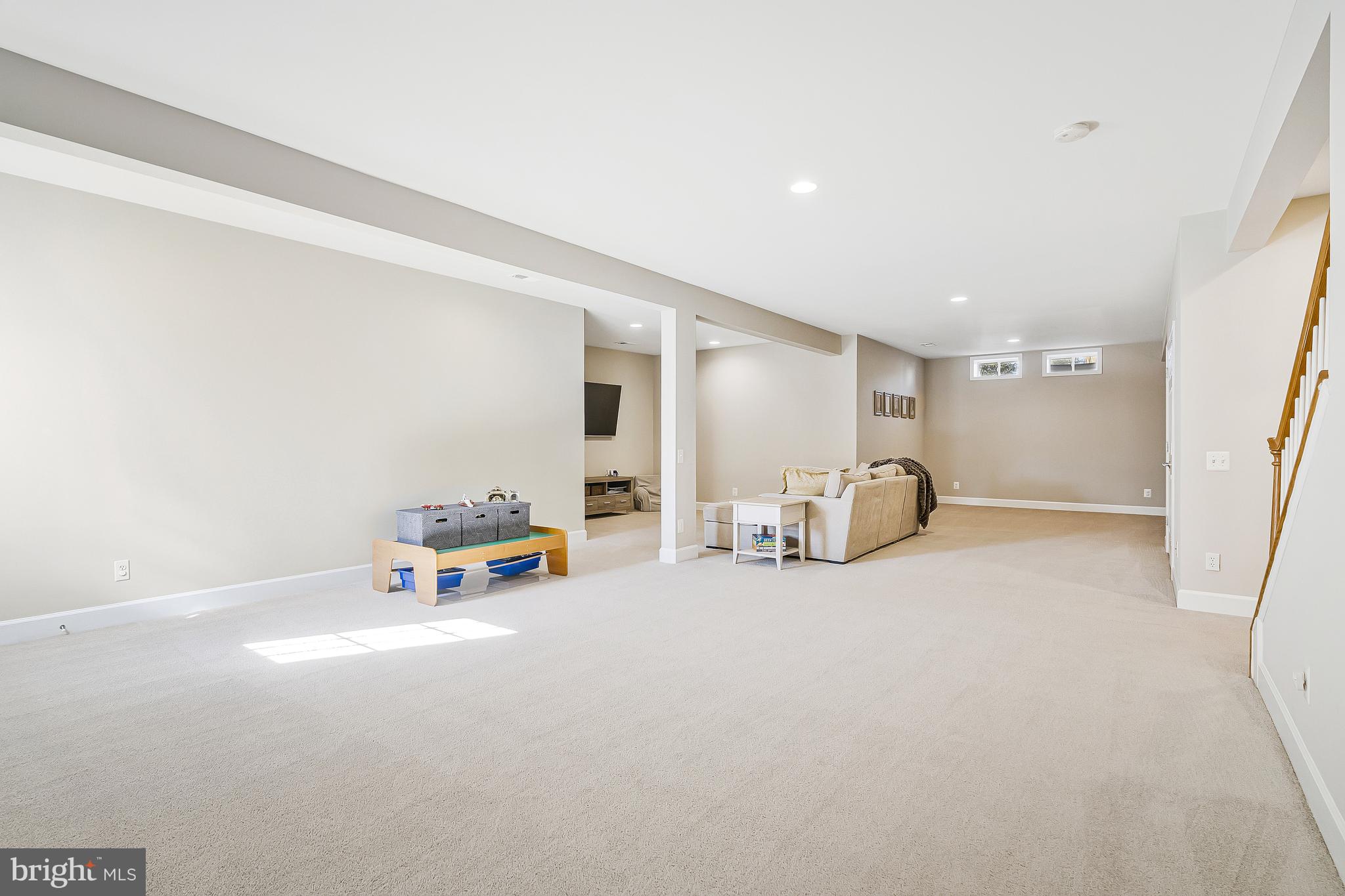 RED CEDAR - Residential