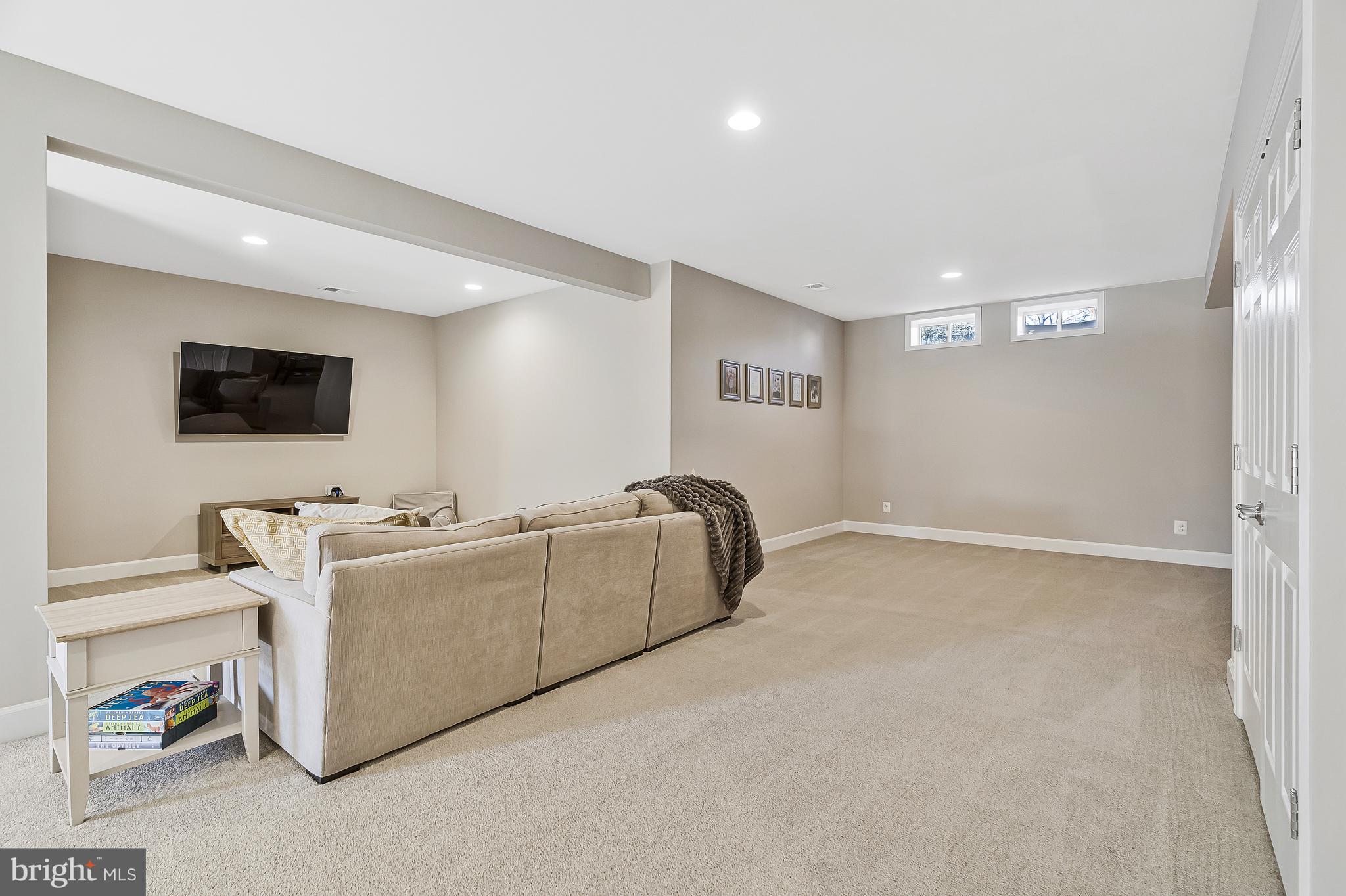 RED CEDAR - Residential