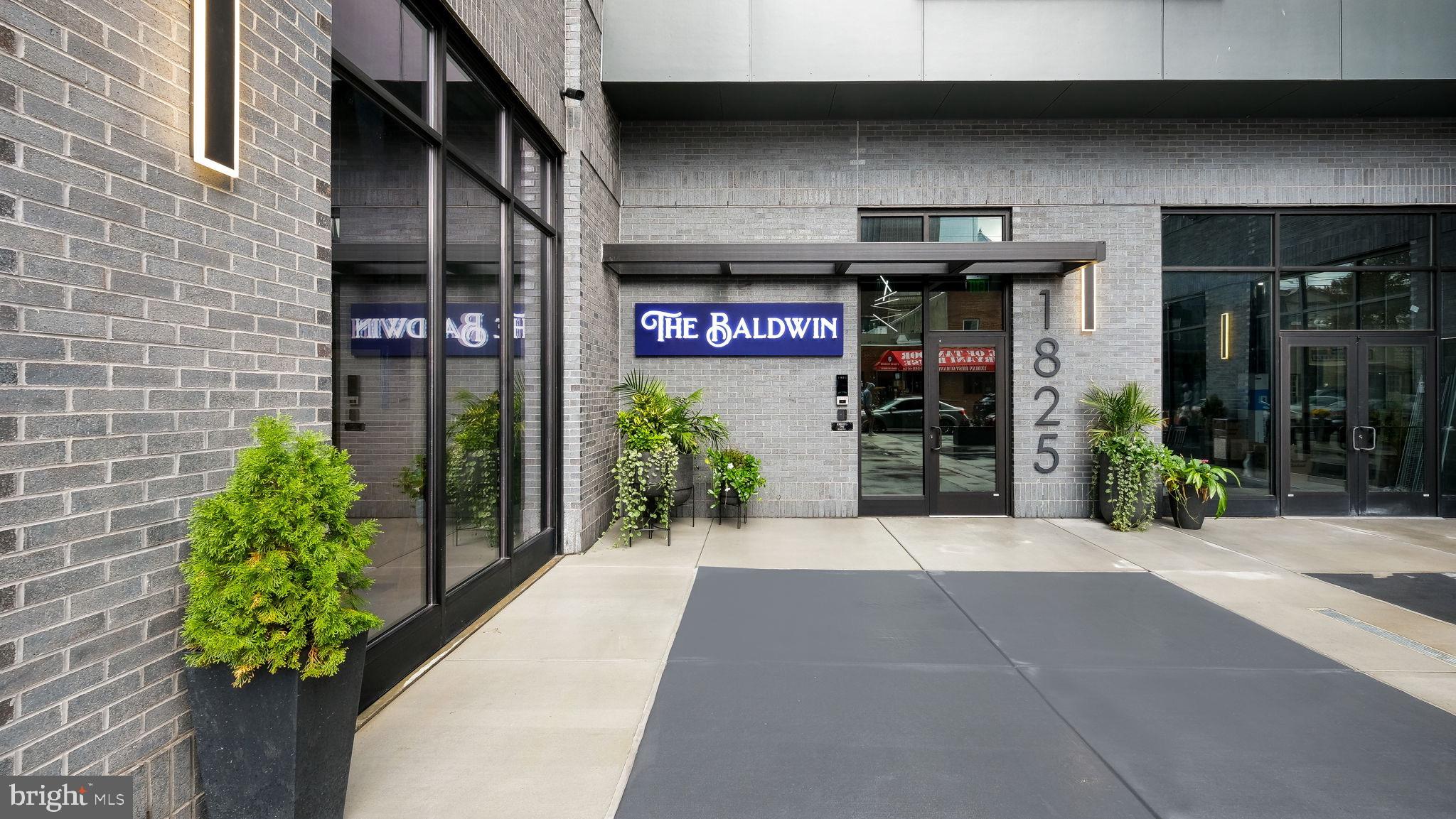 LOGAN SQUARE - Residential Lease