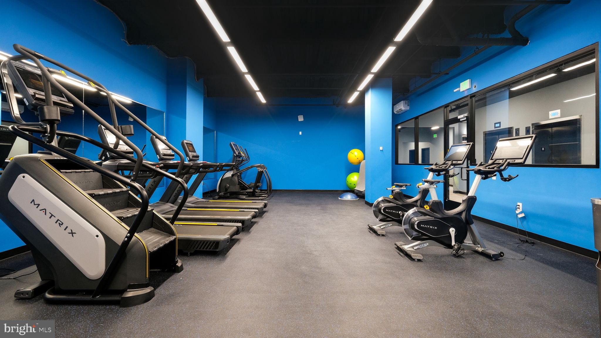 LOGAN SQUARE - Residential Lease