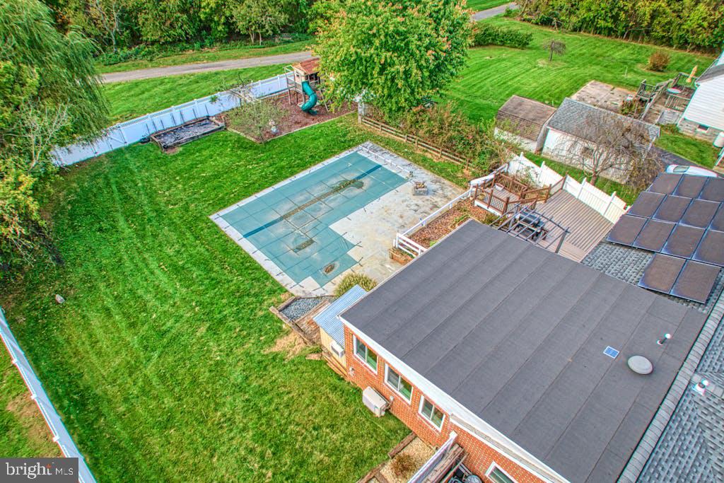 LOVETTSVILLE - Residential