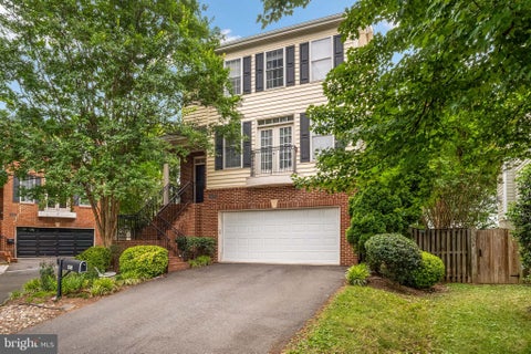 Photo of 413 N Frederick Street, ARLINGTON, VA 22203 (MLS # VAAR2076358)