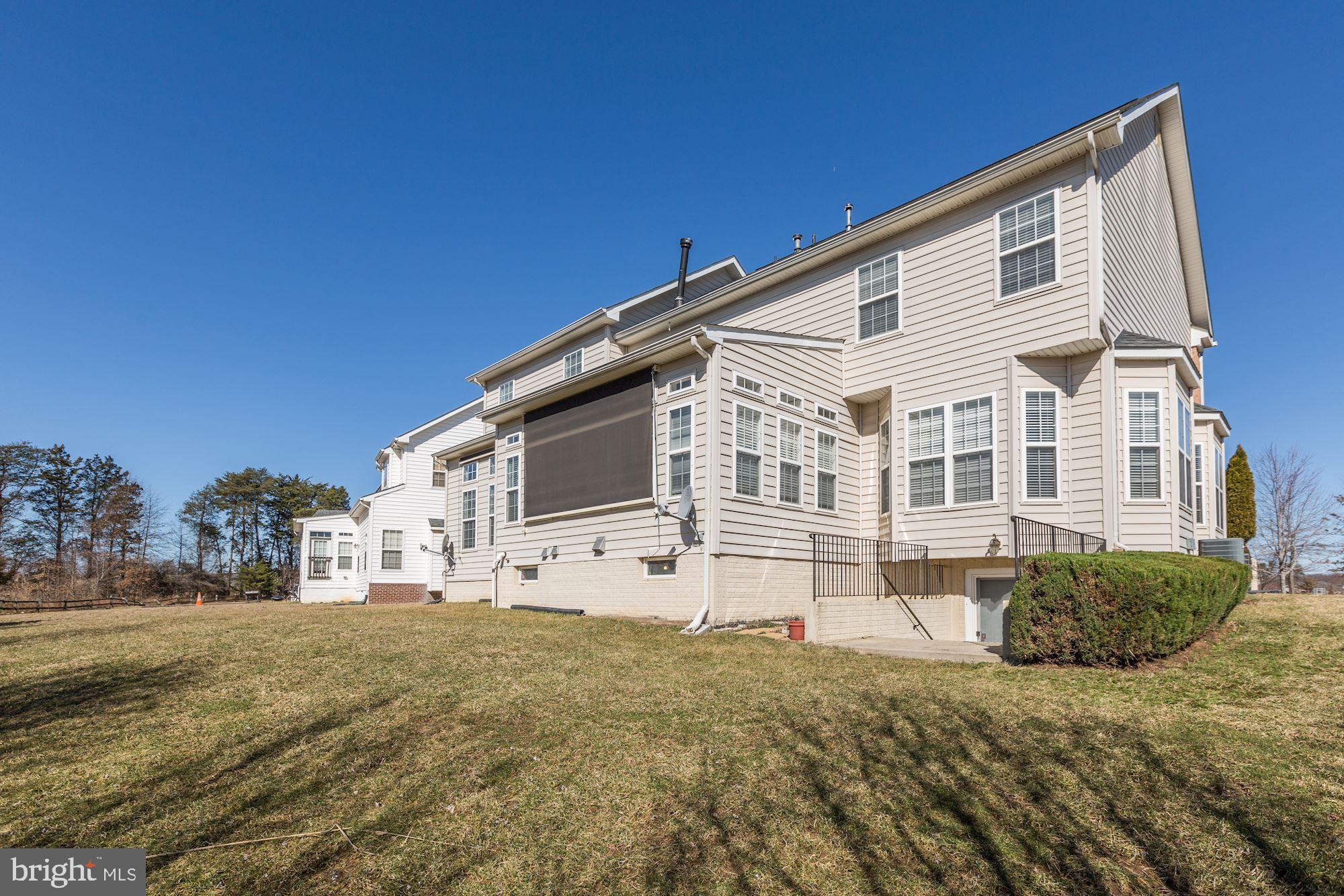 WILSHIRE-PLAT FIVE> - Residential