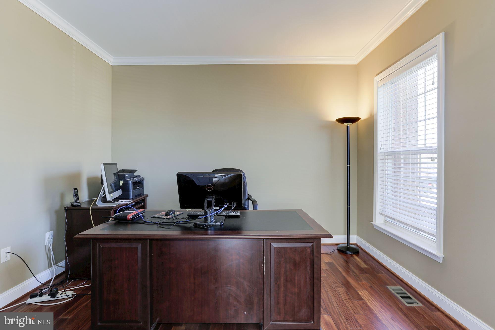 WILSHIRE-PLAT FIVE> - Residential