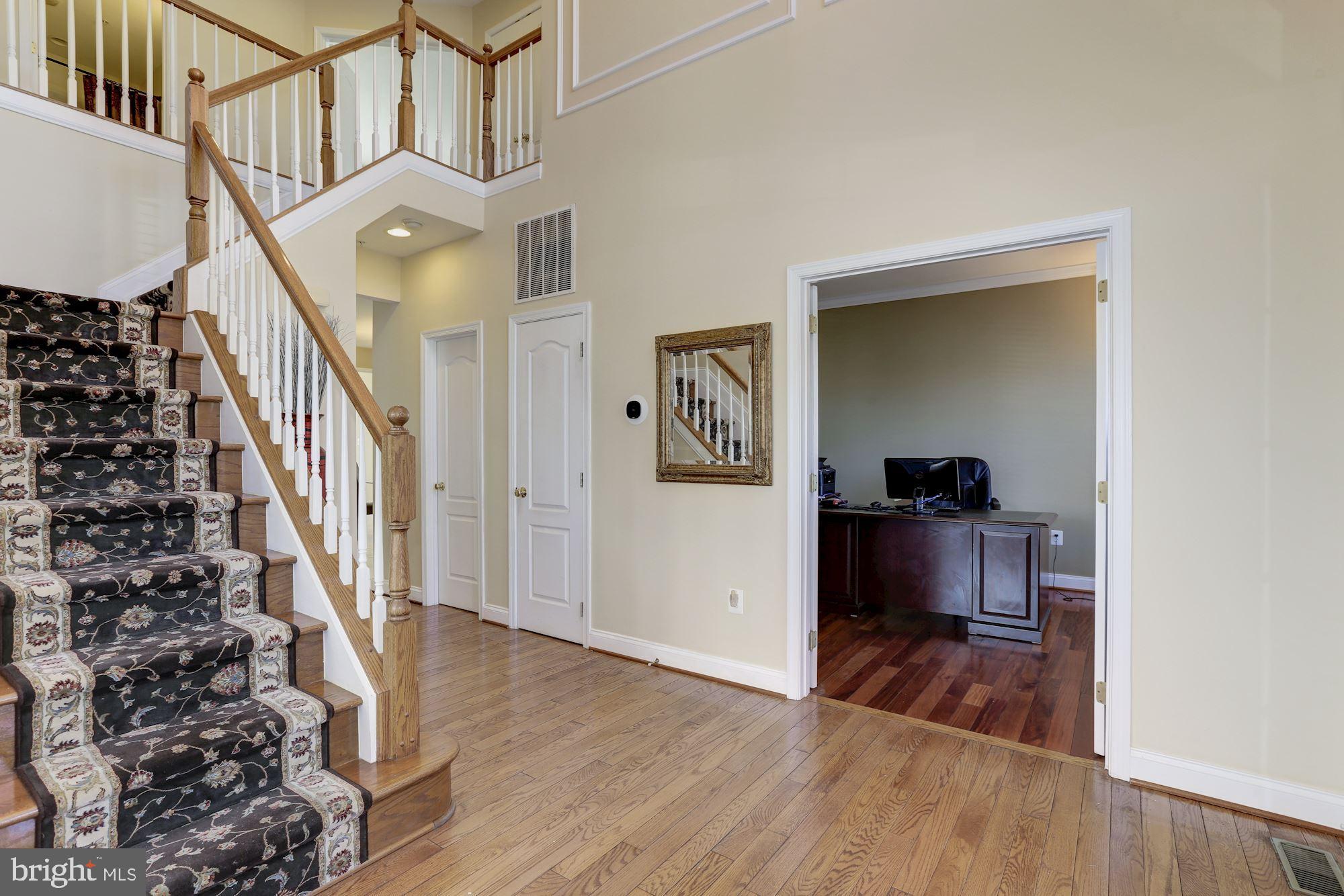 WILSHIRE-PLAT FIVE> - Residential