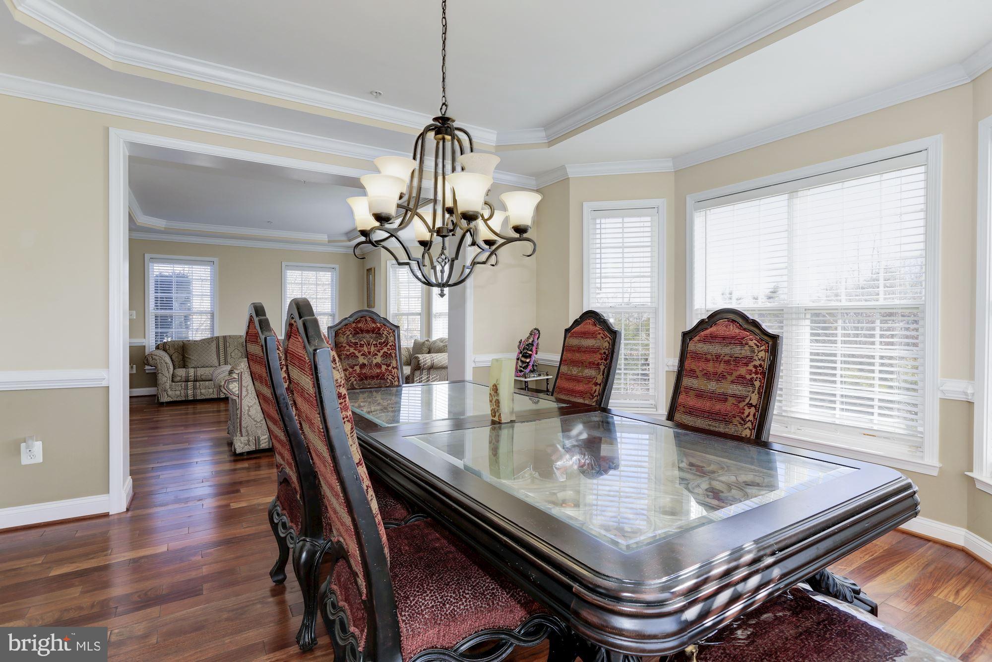 WILSHIRE-PLAT FIVE> - Residential