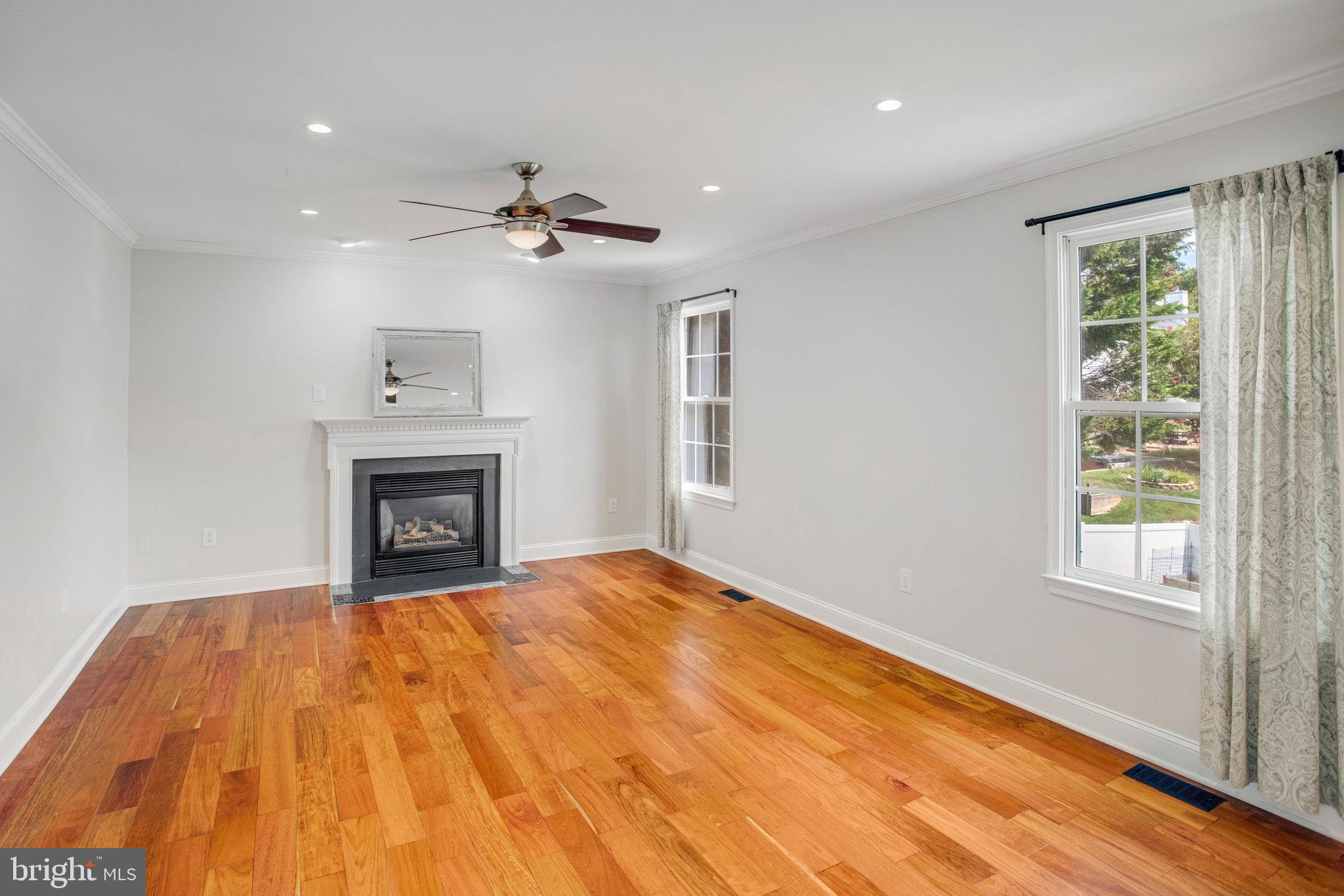 PARK RIDGE - Residential Lease