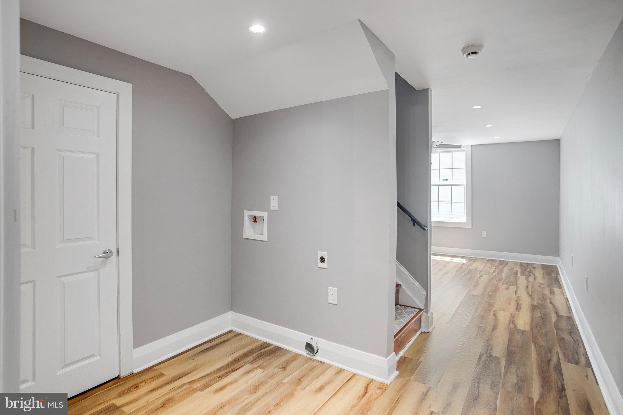 PARK RIDGE - Residential Lease