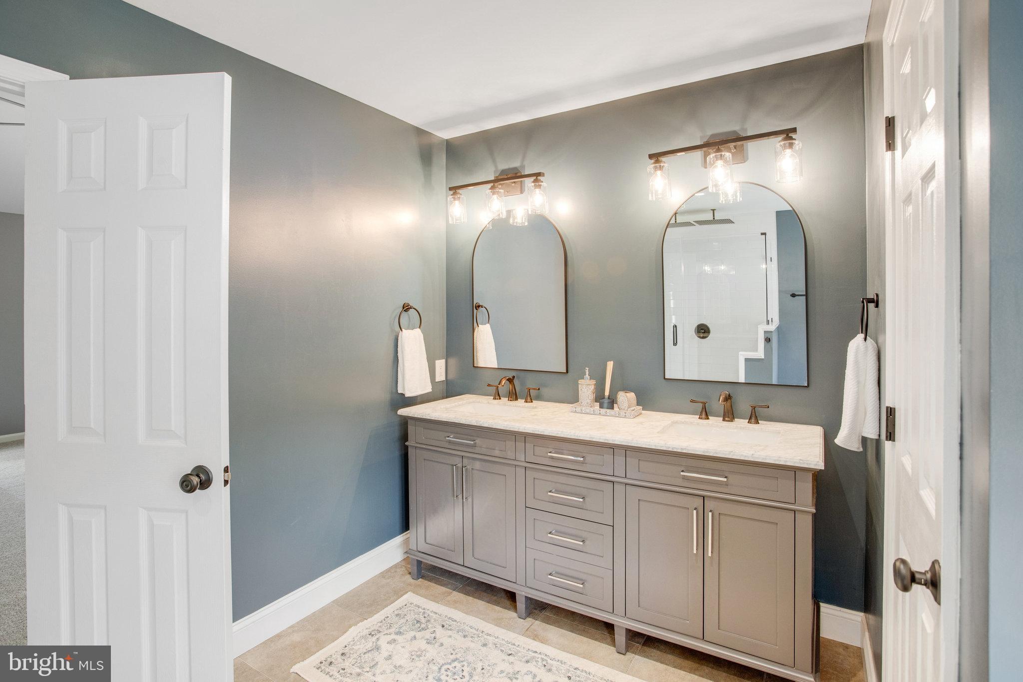 PARK RIDGE - Residential Lease