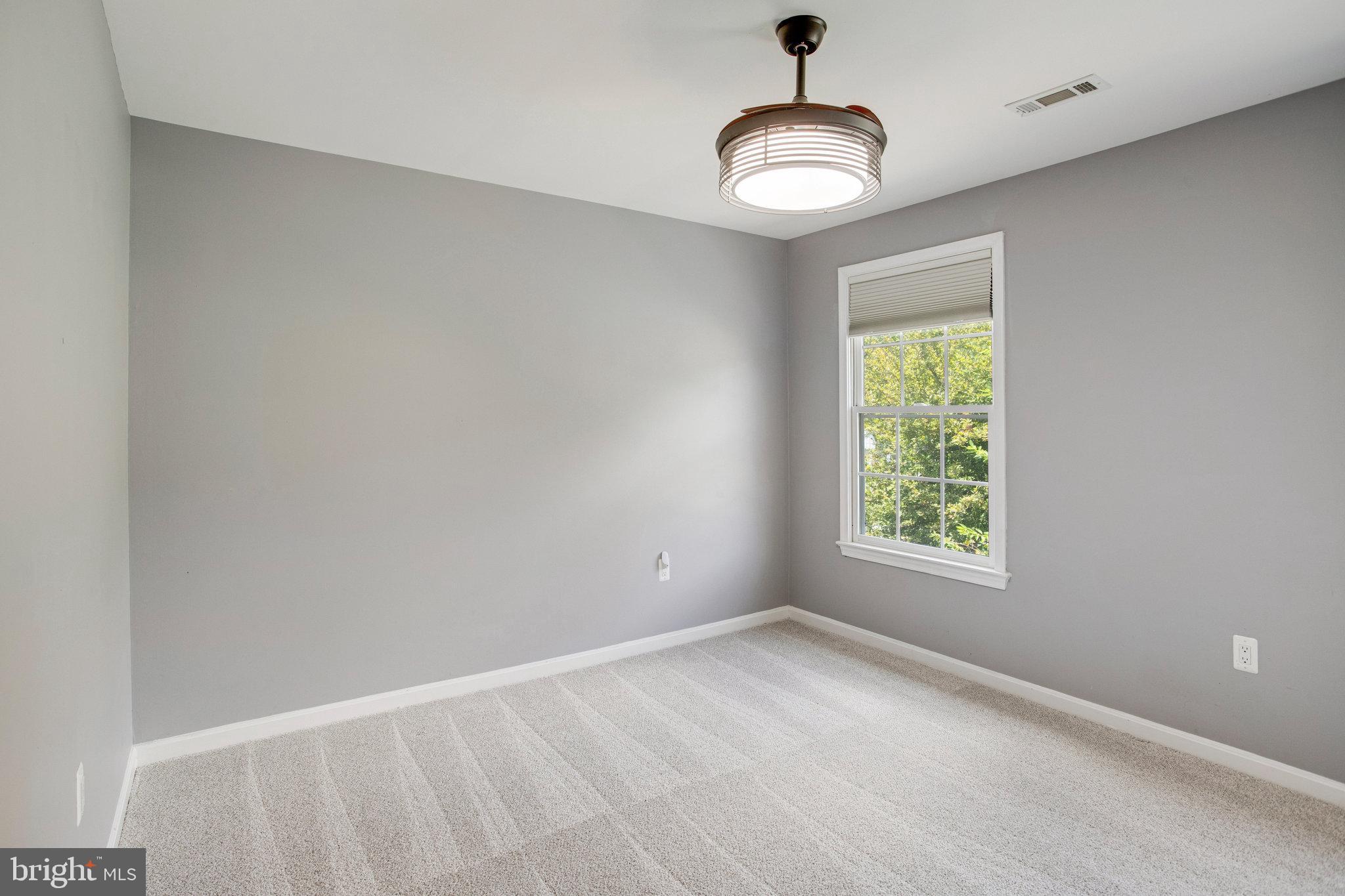 PARK RIDGE - Residential Lease