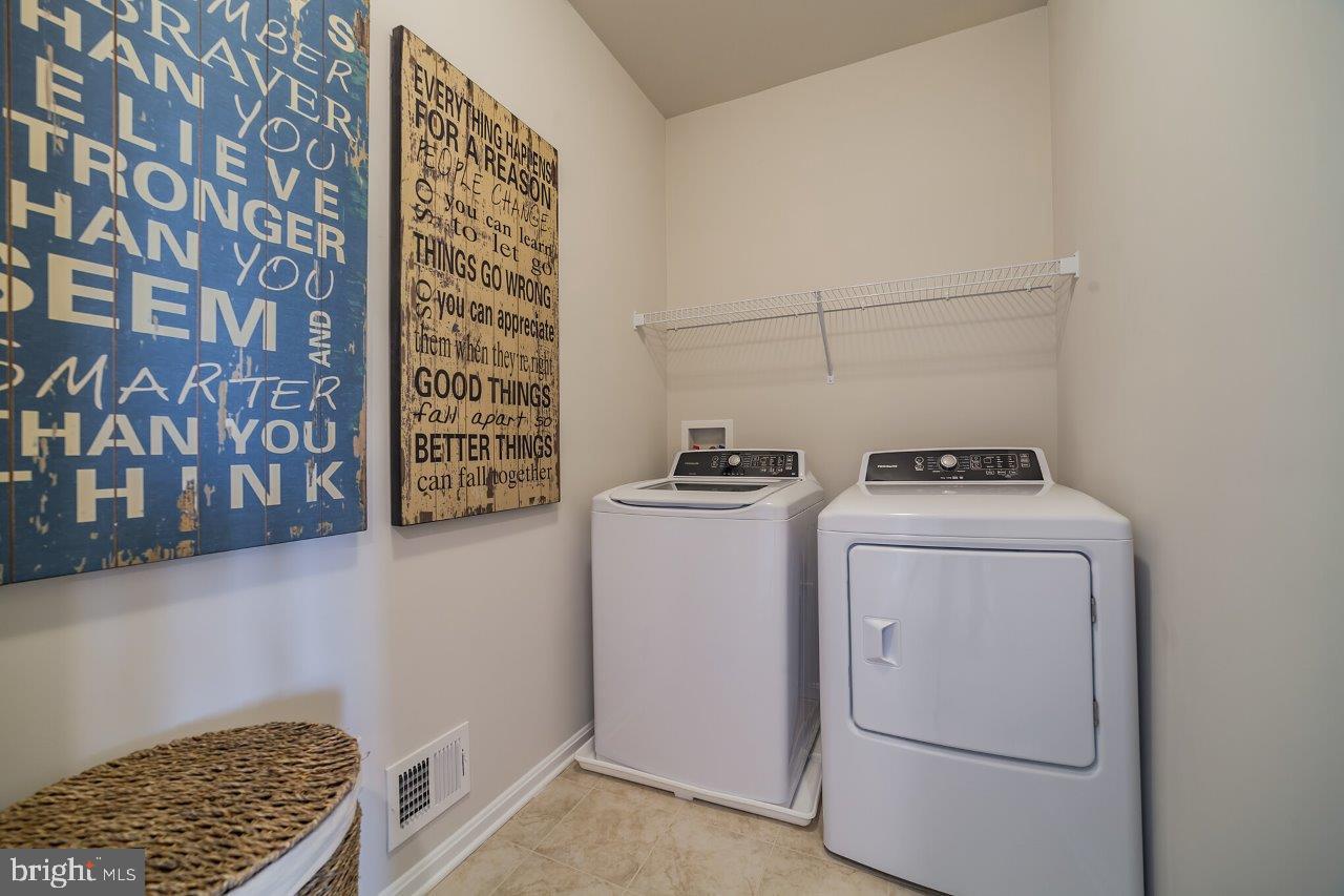 WOODMORE OVERLOOK - Residential