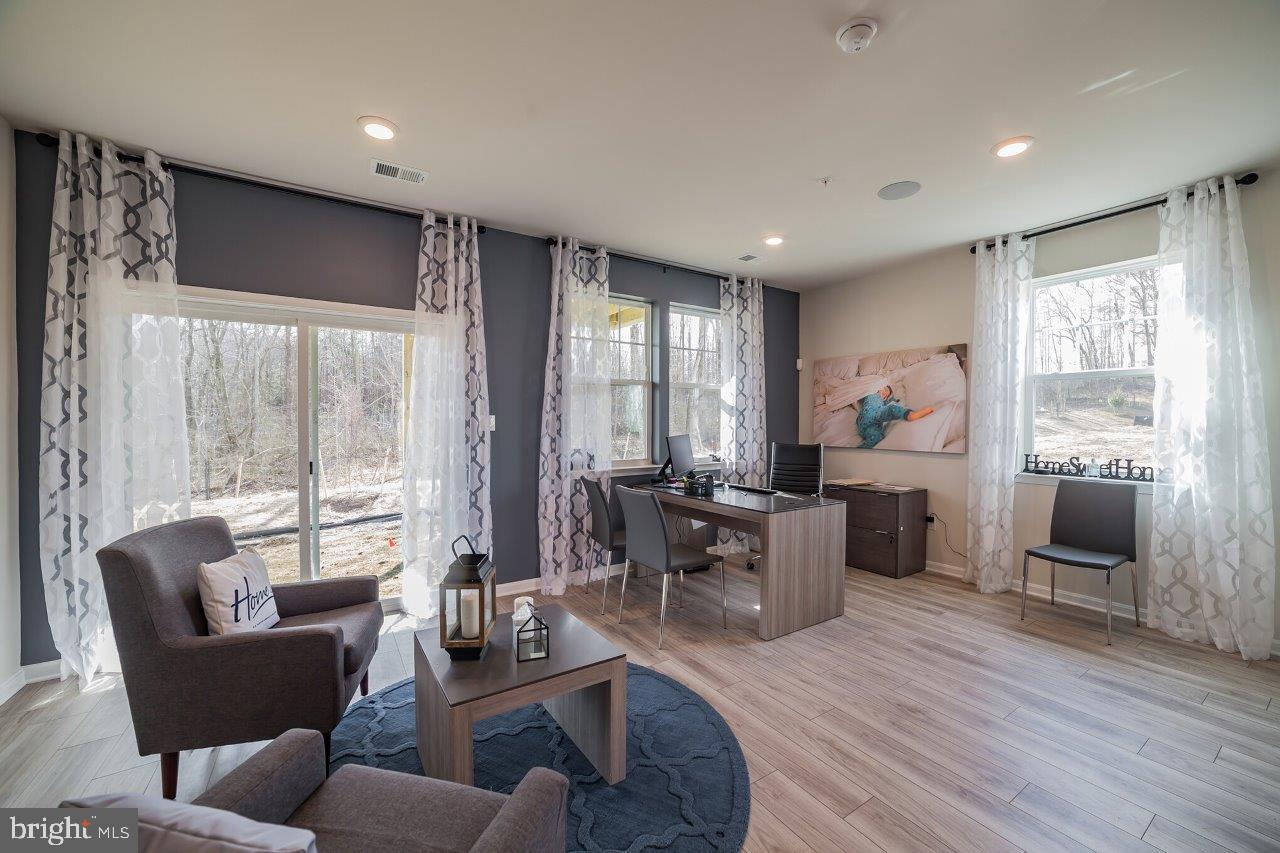 WOODMORE OVERLOOK - Residential