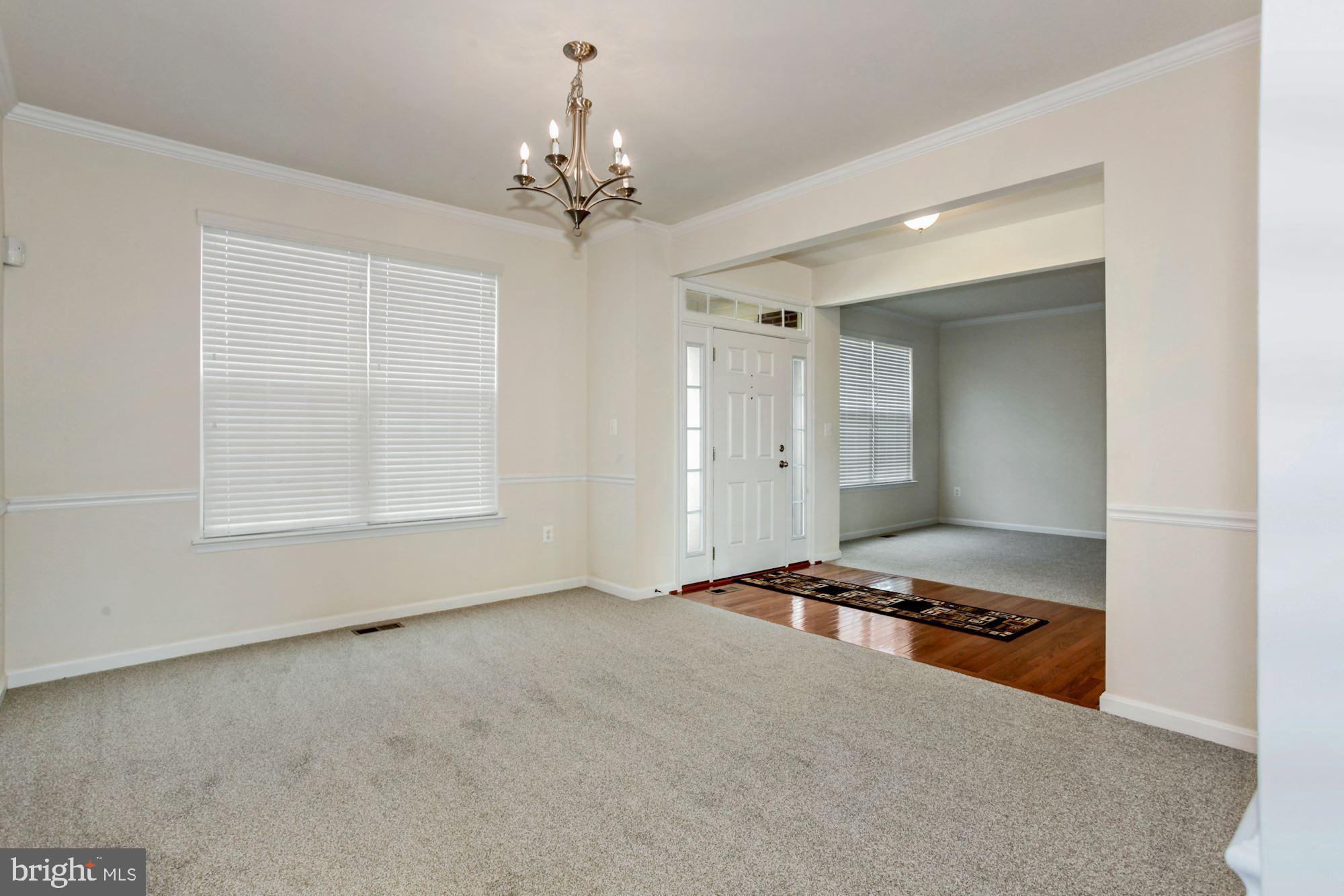 EAGLES POINTE - Residential