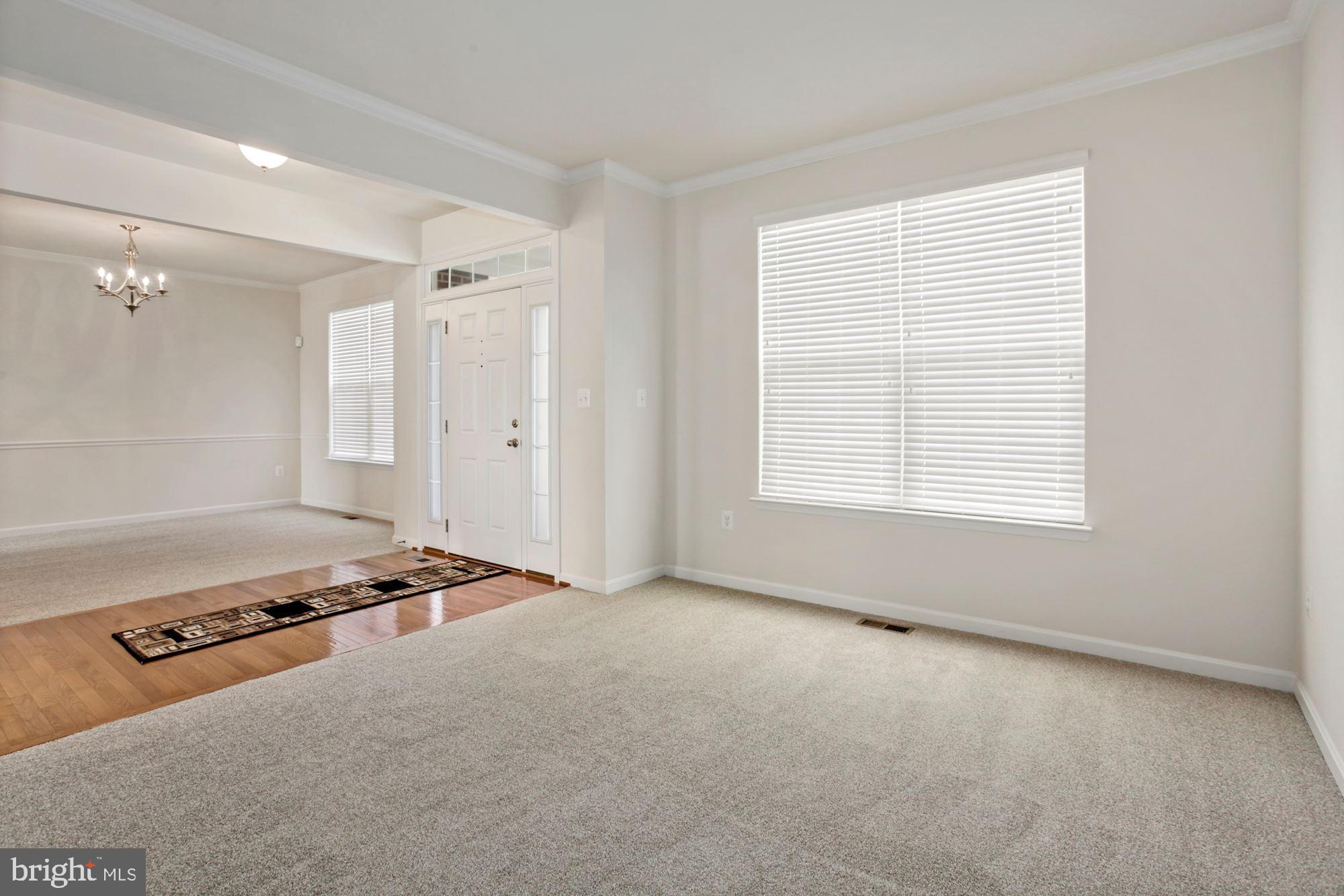 EAGLES POINTE - Residential